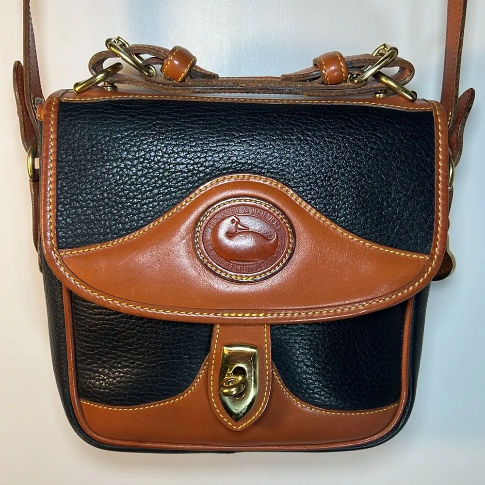 Top Carry All Weather Leather Vtg Dooney & Bourke Turnlock
